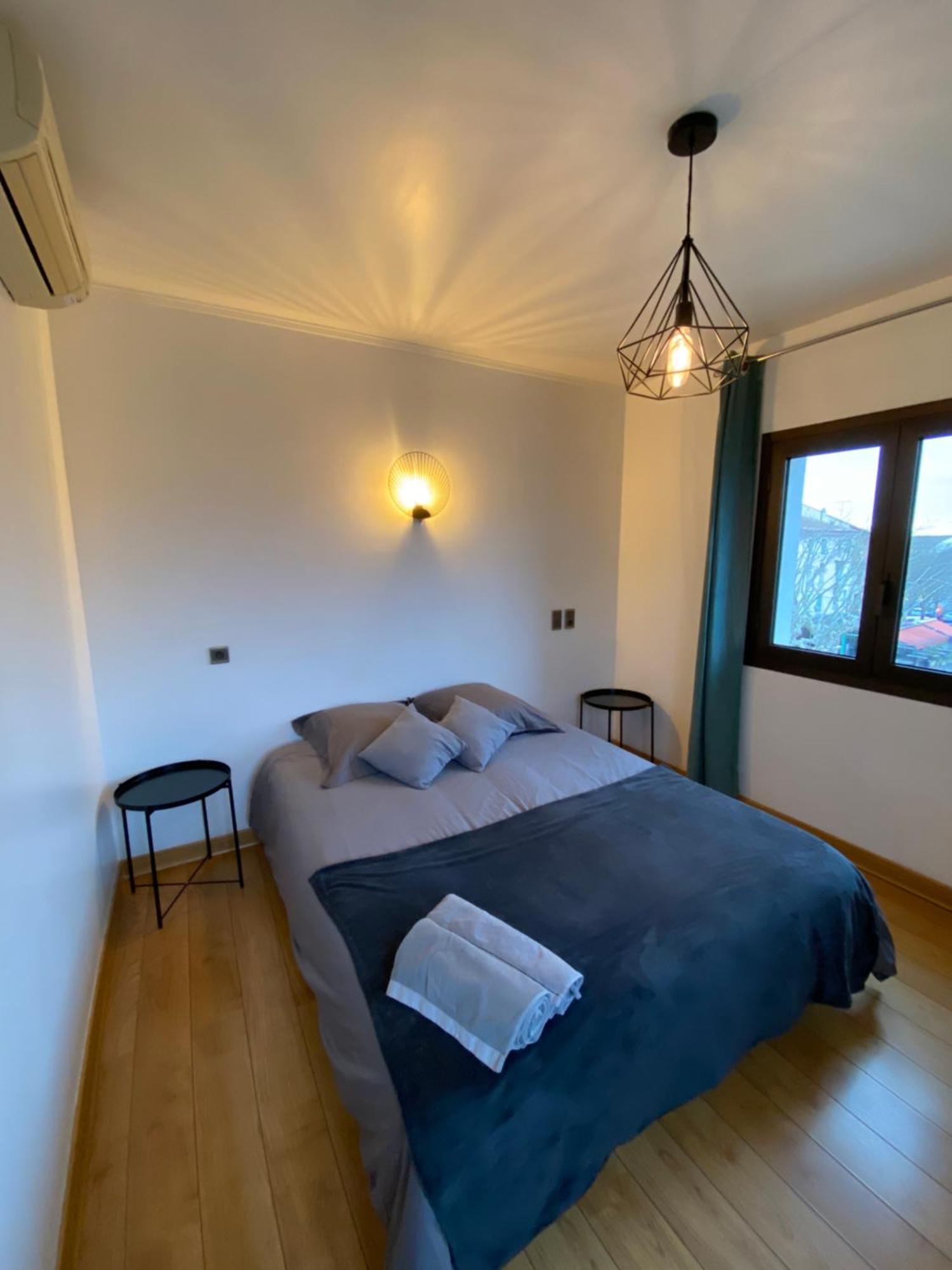 Les Chambres De La Bourse Pont-Saint-Esprit Ngoại thất bức ảnh